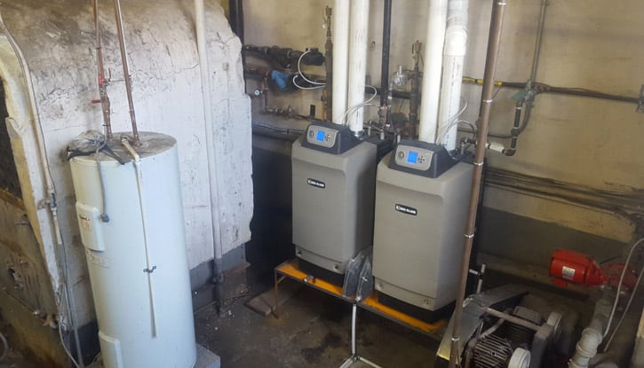 Image montrant des compresseurs à air industriel, système de chauffage au gaz naturel et au propane pour systèmes pour usage domestique ou des entreprises utilisation plus professionnelle. Les services sont offerts sur la Rive-Sud de Montréal et dans la grande région du Montréal métropolitain.